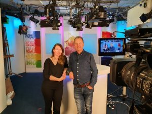 David Poxon RI and Janine Gallizia at SAA TV HQ during filming live watercolor demonstrations for the IWM2020 International Watercolour Masters Exhibition. International Masters of watercolour  David Poxon and Janine Gallizia for iwm2020 at SAA TV studios.